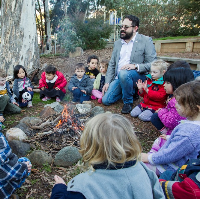  Sharing Circle (Early learning) 